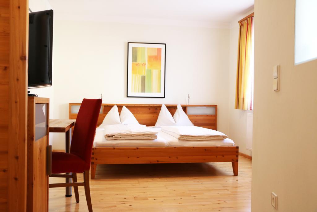 Hotel Binggl 마우어테른도르프 외부 사진